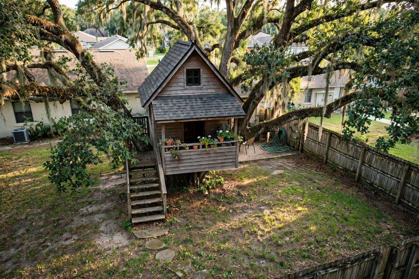 Haven Hideaway bird's eye aerial view